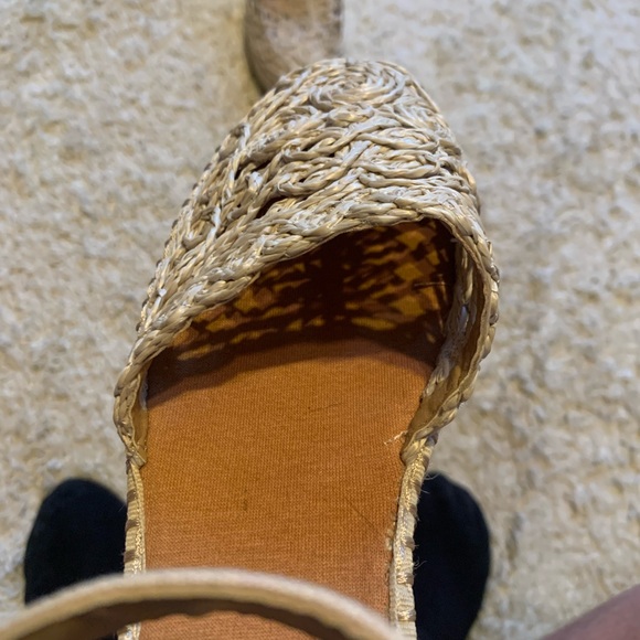 KAARI Blue Ladies Shoes, size 7 1/2 medium - Picture 6 of 8